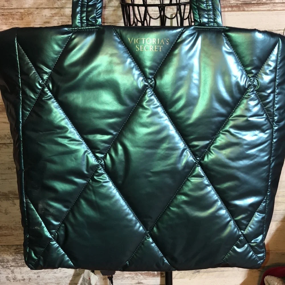 Pink VICTORIA'S SECRET Teal Metallic Quilted Puffy Shoulder Carry All Tote Bag​​